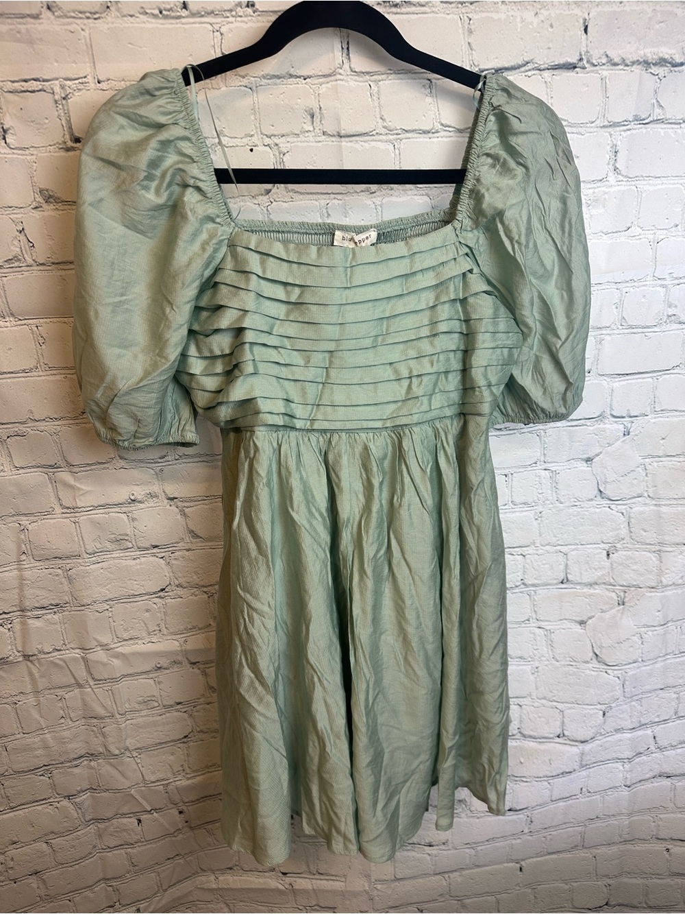Blu Pepper Sage Green Puff-Sleeve Mini Dress